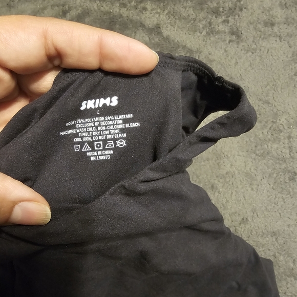 SKIMS Black High Neck Bodysuit SzL - Picture 7 of 7